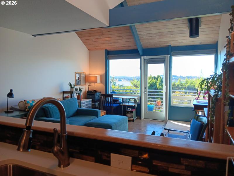 Living Room/Dining Room