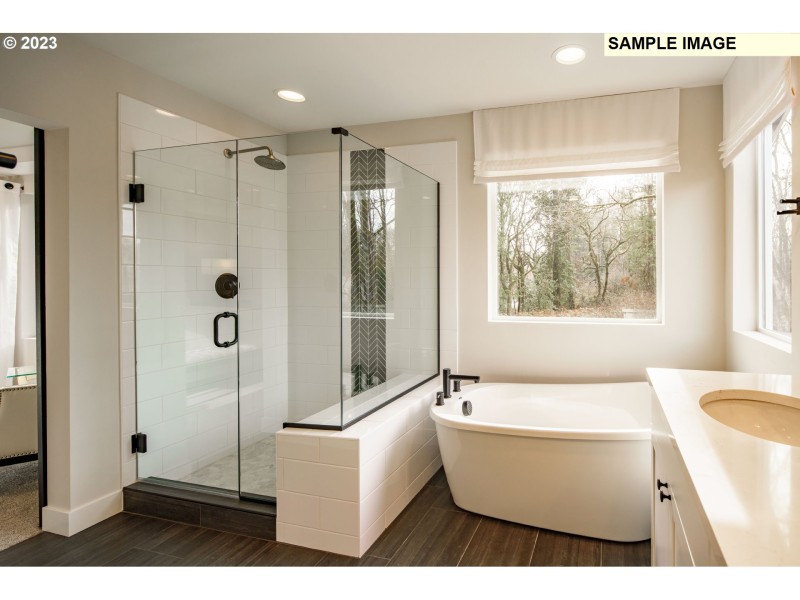 Owner's Suite Bathroom