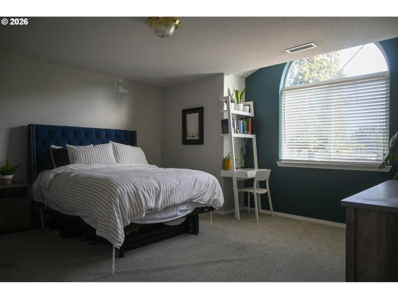 Bedroom, Owner's Suite