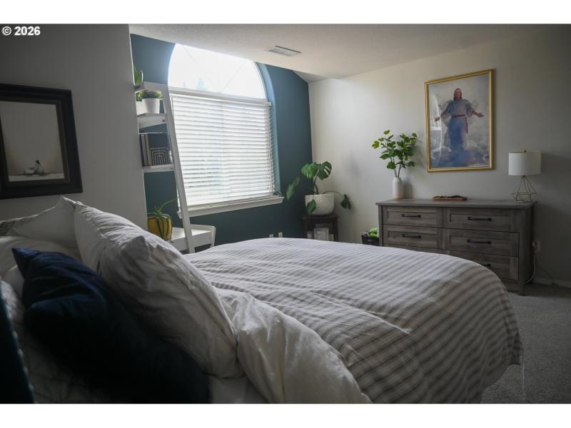 Bedroom, Owner's Suite