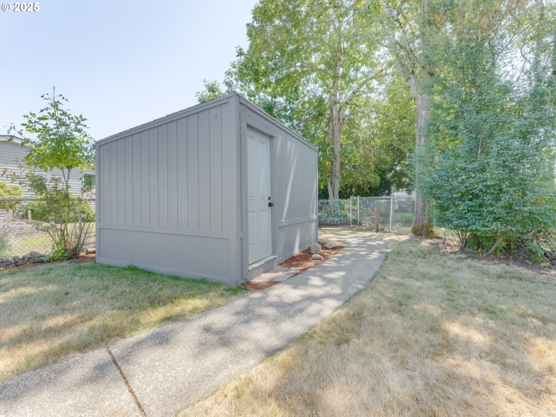 Shed