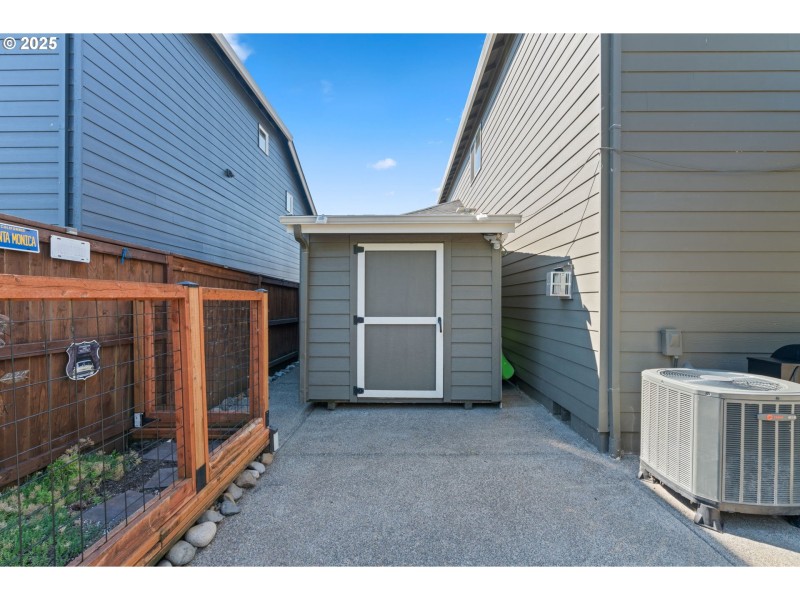 Shed