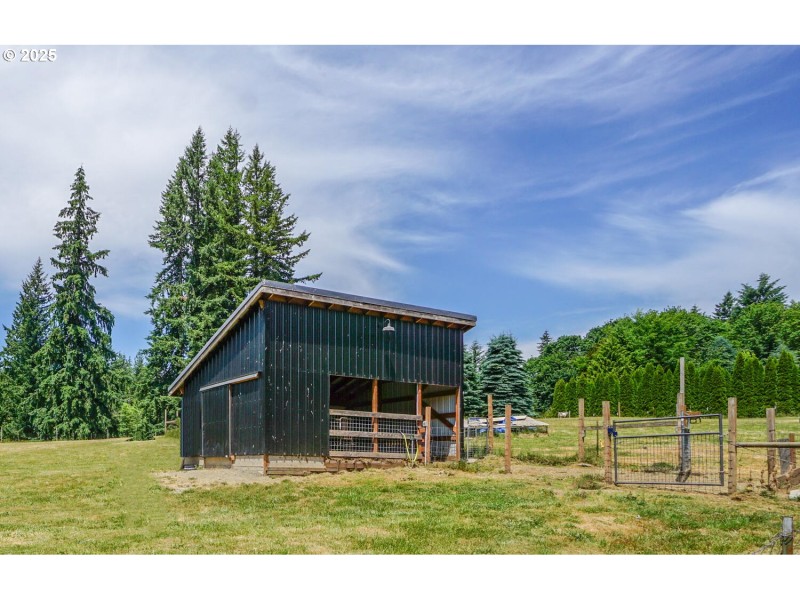 Barn