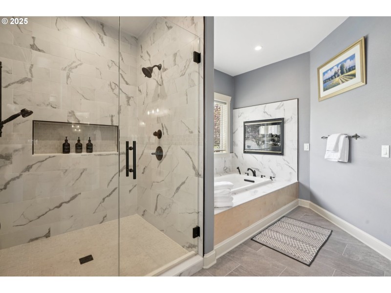 Owner's Suite Bathroom