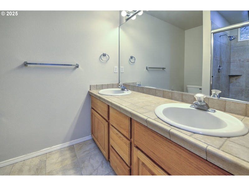 Bathroom, Attached