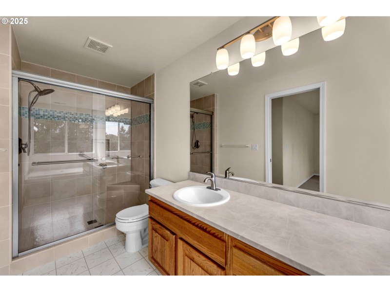 Bathroom, Attached