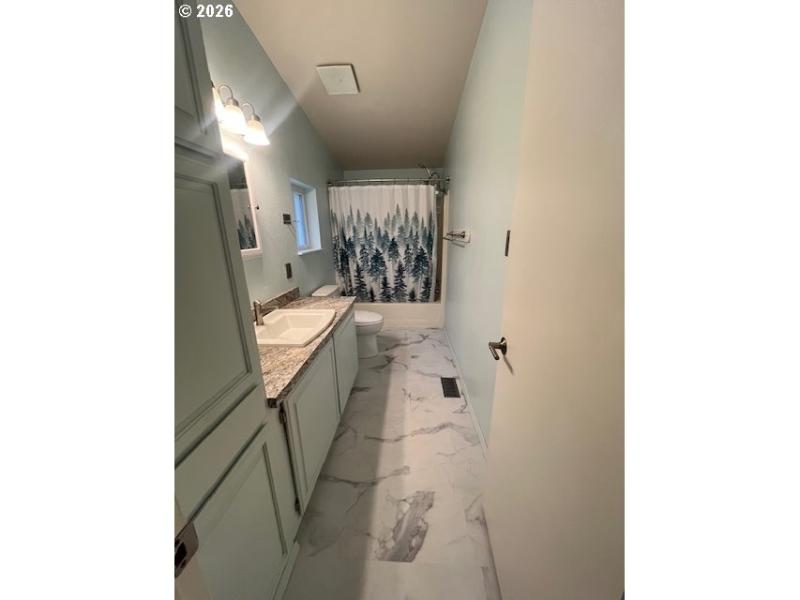 Attached Bathroom #2