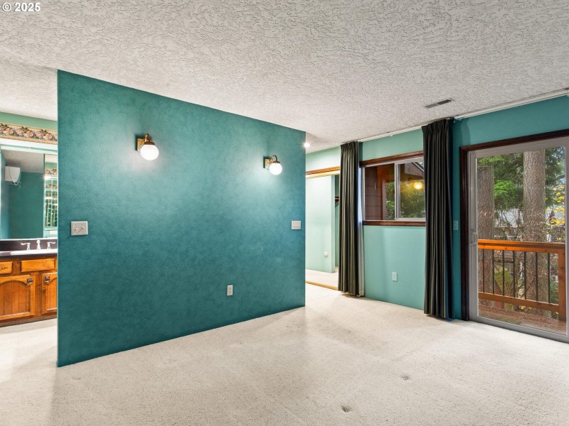 Owner's Suite Bedroom