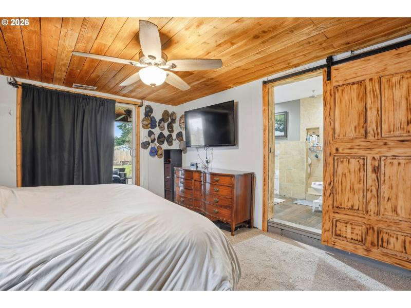 Owner's Suite Bedroom