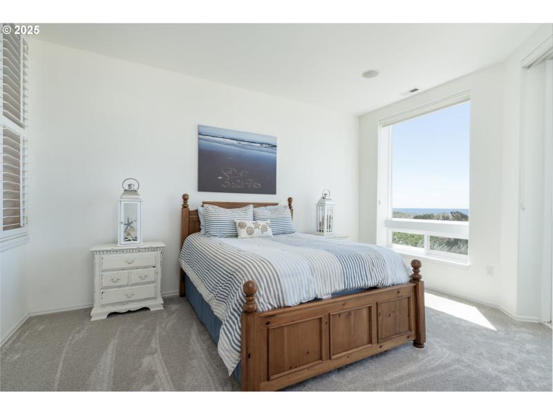 Bedroom, Owner's Suite