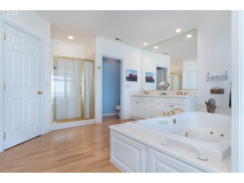 Owner's Suite Bathroom