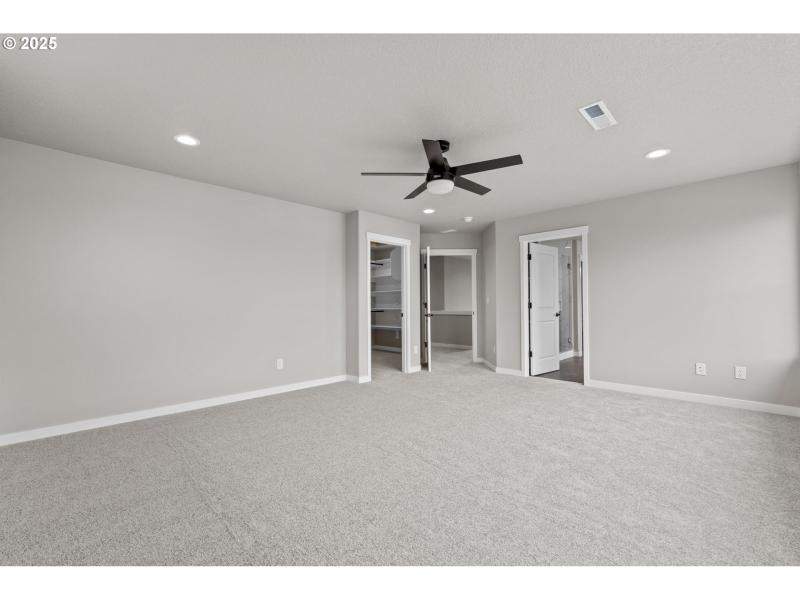 Bedroom, Owner's Suite