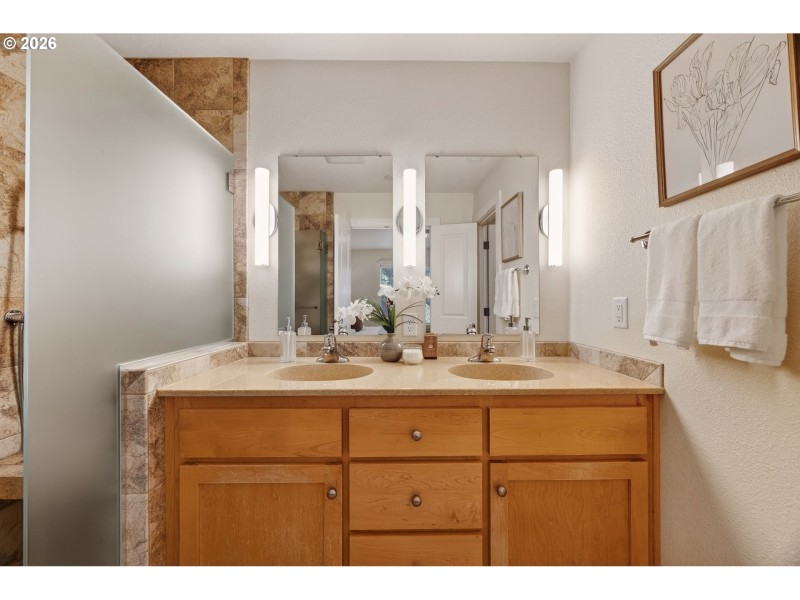 Owner's Suite Bathroom