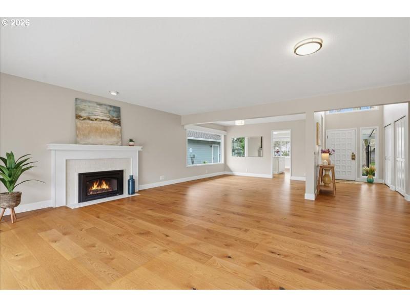 Living Room/Dining Room