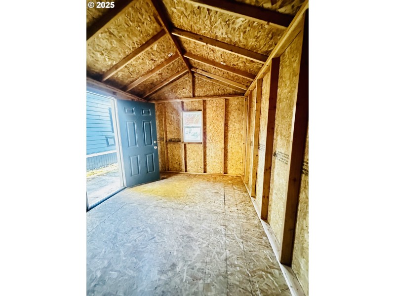 Shed