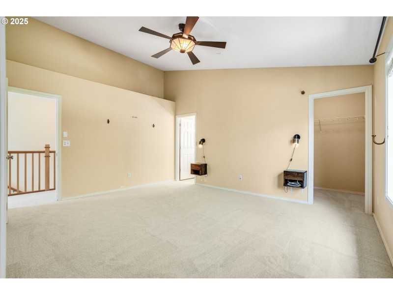 Bedroom, Owner's Suite