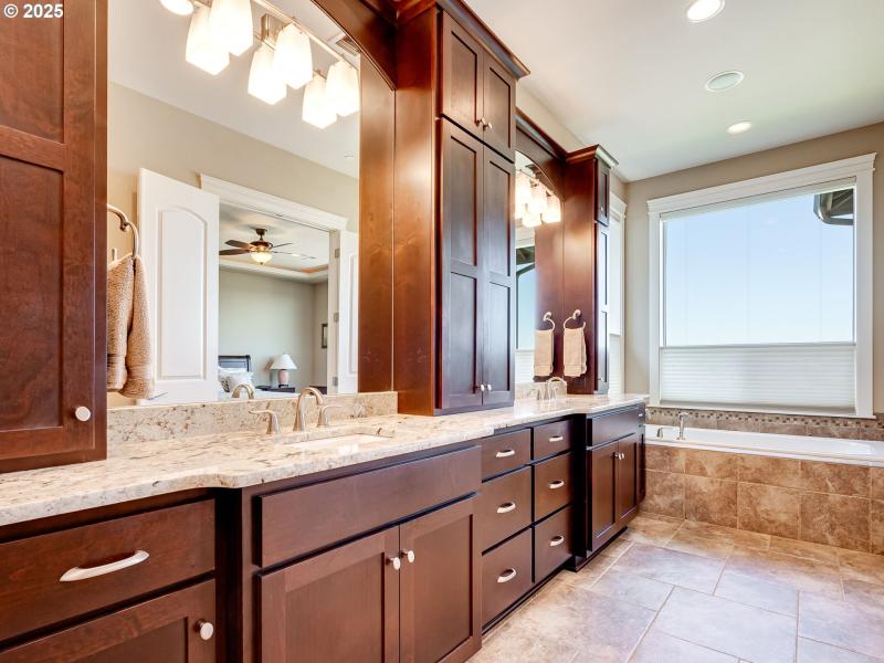 Owner's Suite Bathroom