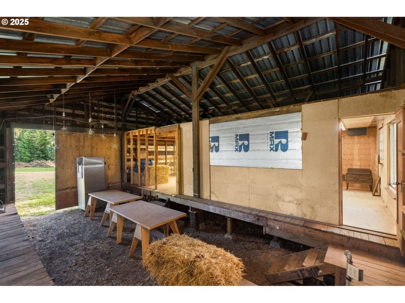 Barn