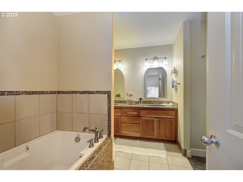 Bathroom, Attached