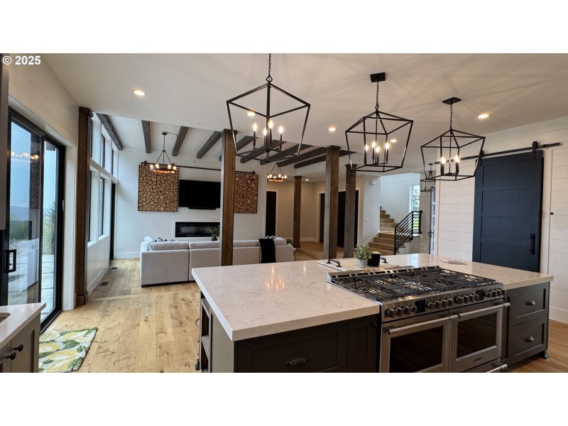Kitchen/Living Room