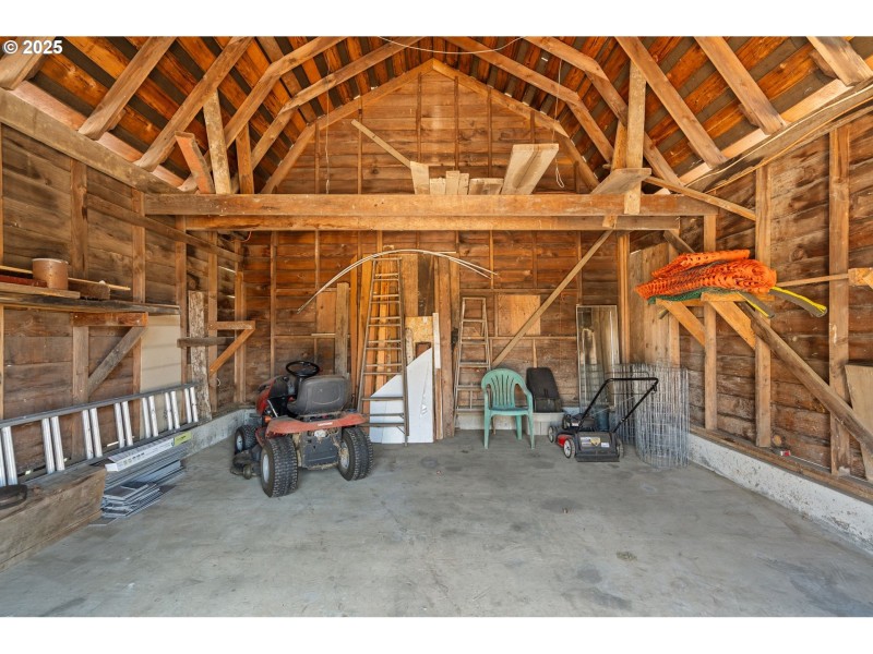 Barn