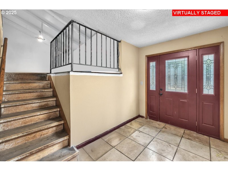 Entrance/Foyer