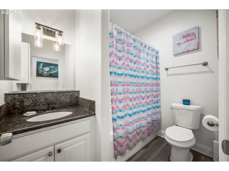 Bathroom, Attached
