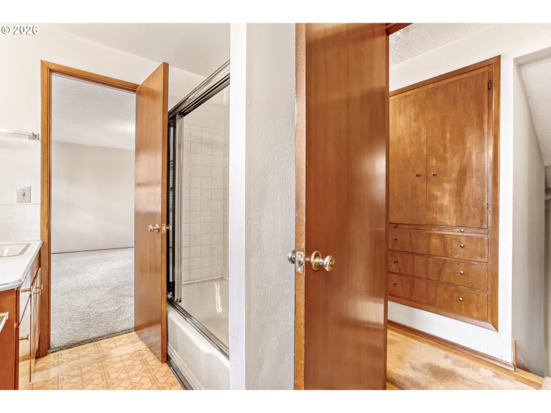 Attached Bathroom #2