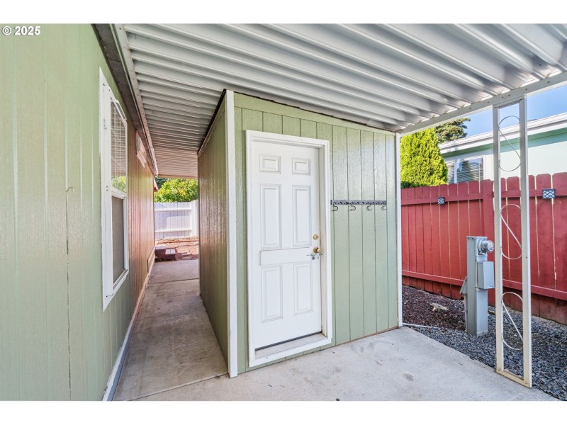 Shed