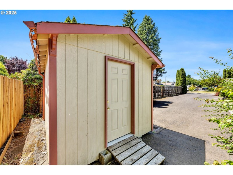 Shed