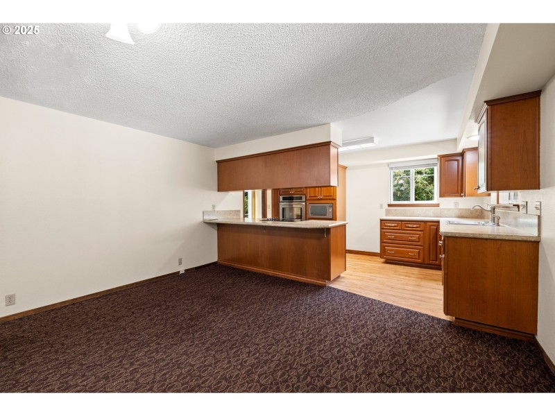Kitchen/Family Room