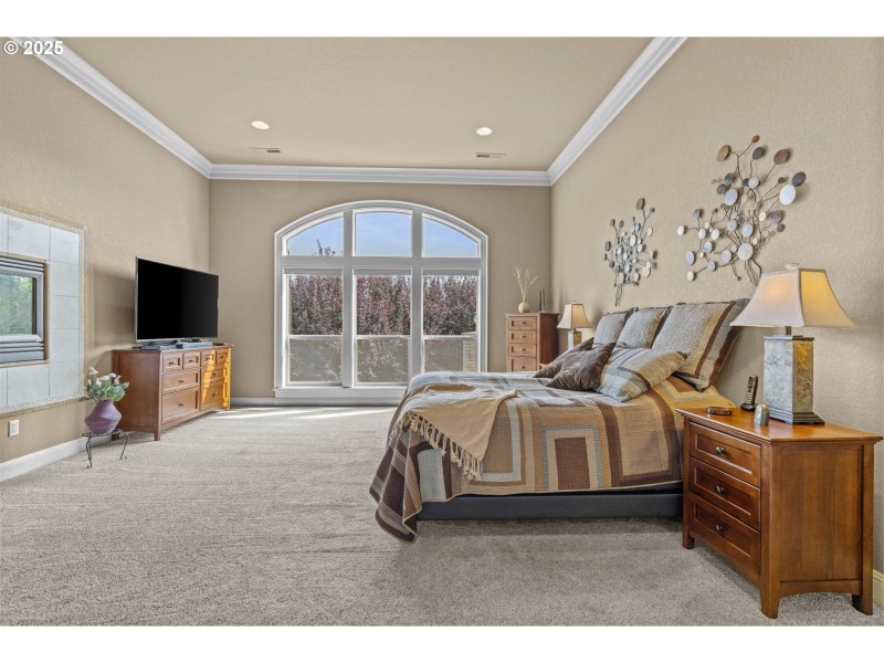 Bedroom, Owner's Suite