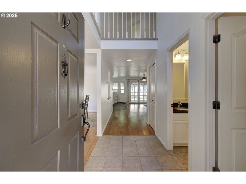 Entrance/Foyer