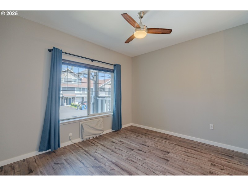 Bedroom, Primary