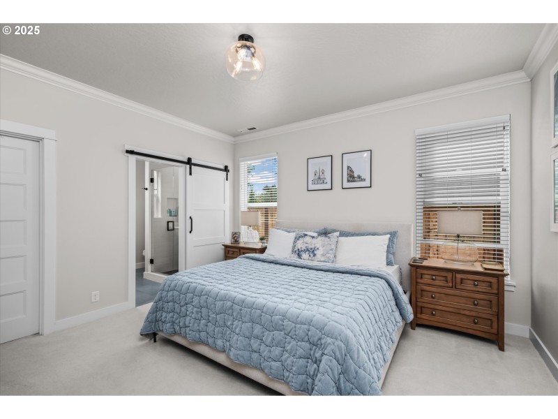 Bedroom, Primary