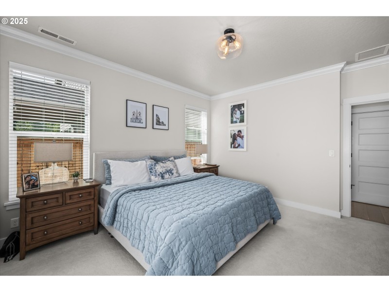 Bedroom, Primary