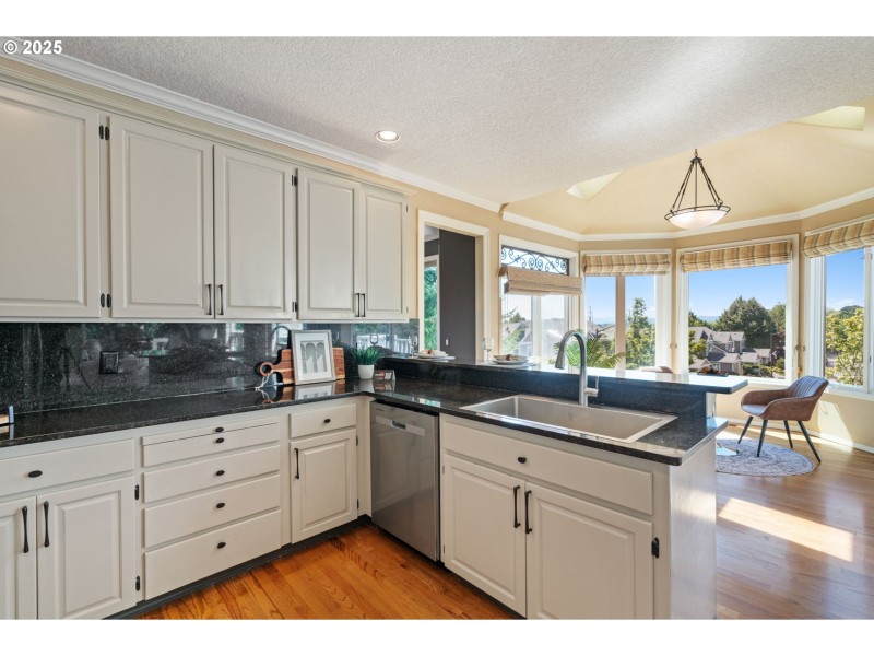 Kitchen/Nook