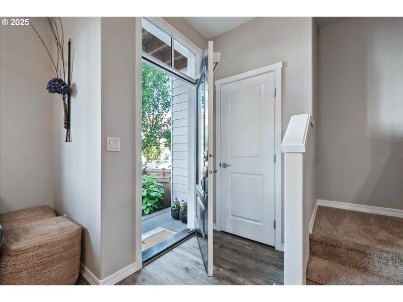 Entrance/Foyer