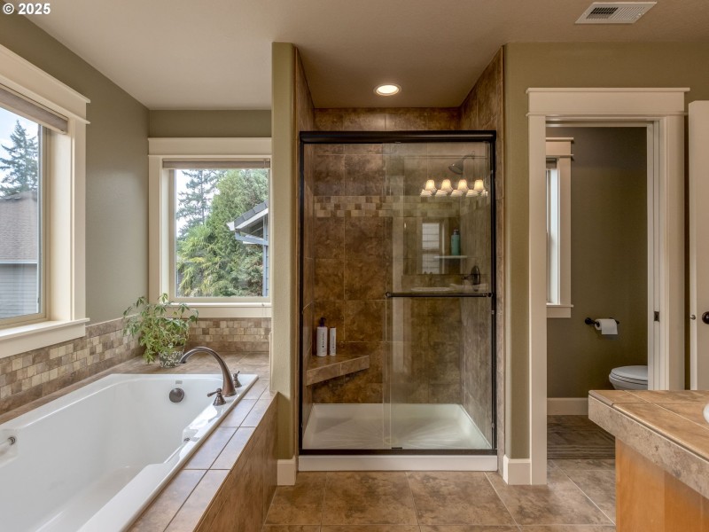Owner's Suite Bathroom