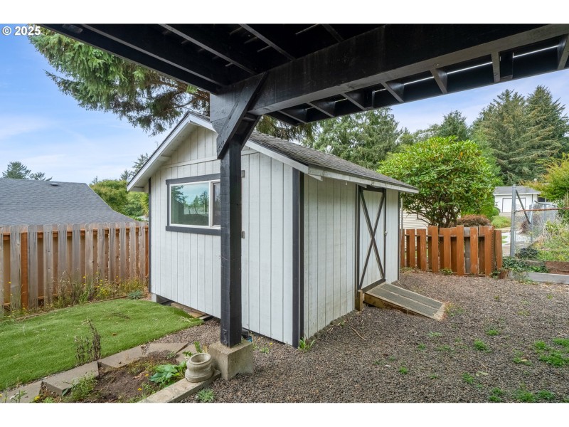 Shed