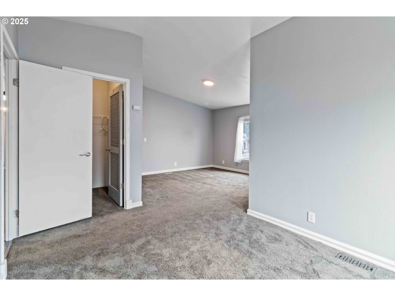 Bedroom, Primary