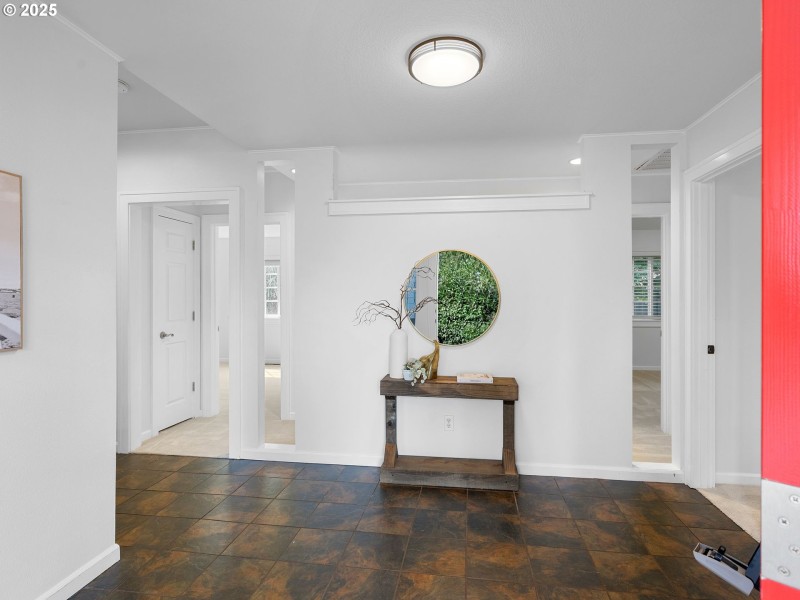 Entrance/Foyer