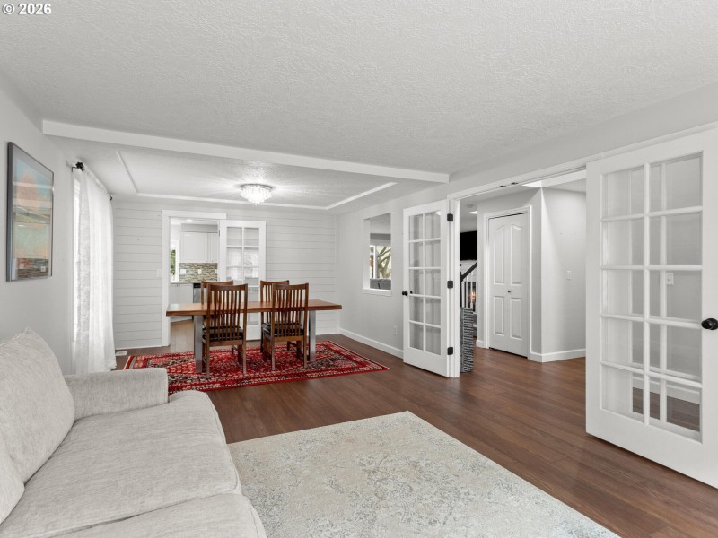 Living Room/Dining Room