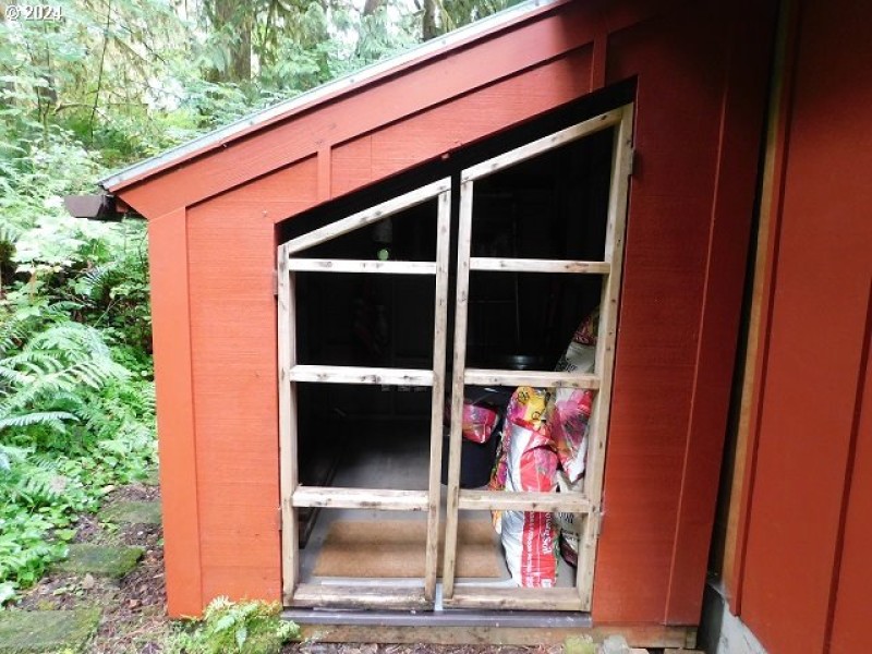 Shed