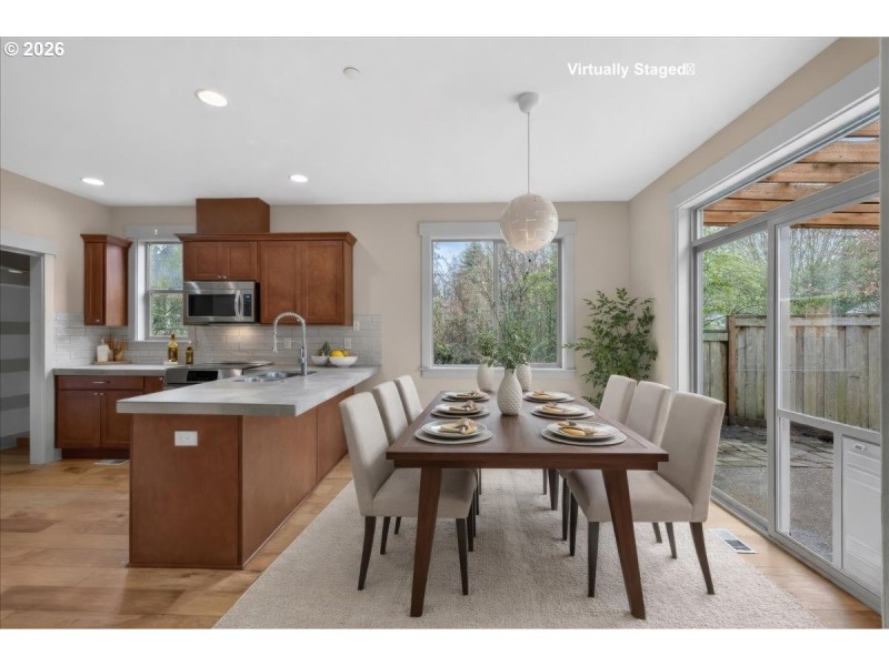 Kitchen/Dining Room