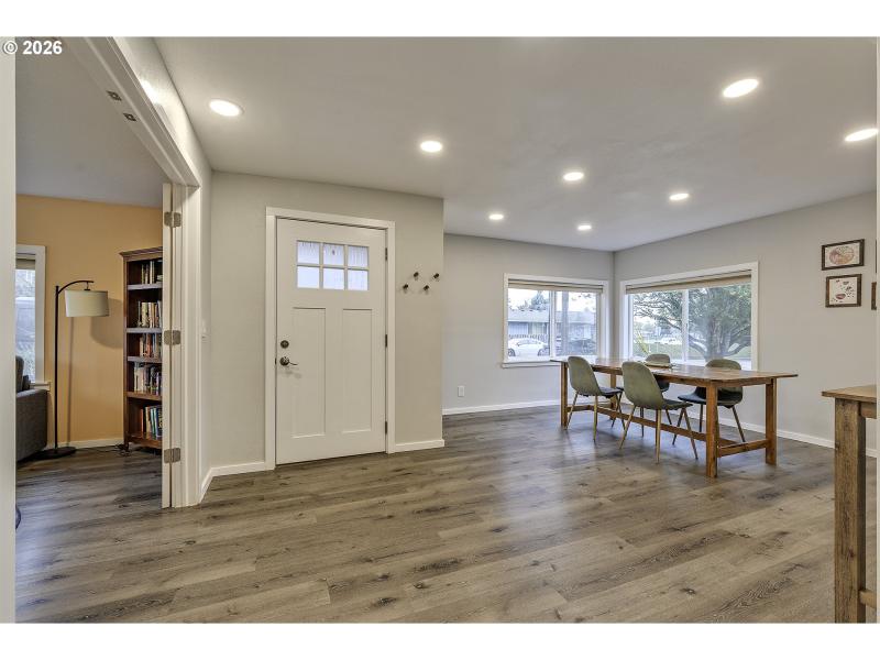 Living Room/Dining Room