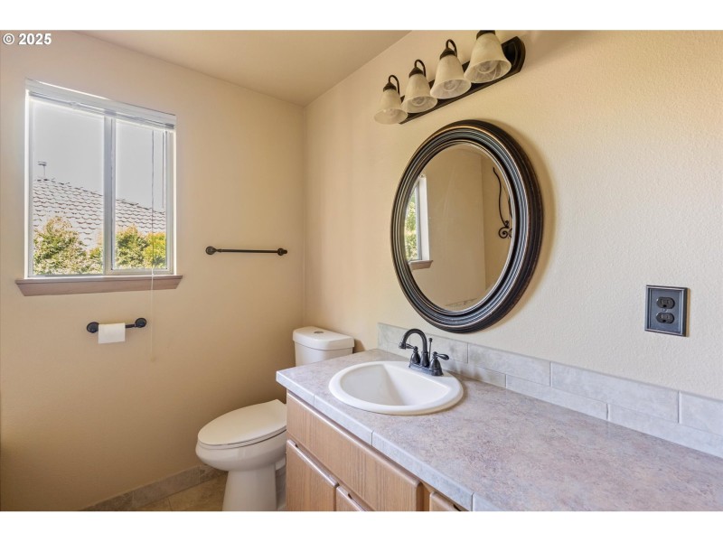 Bathroom, Attached