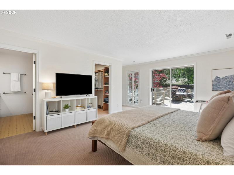 Owner's Suite Bedroom