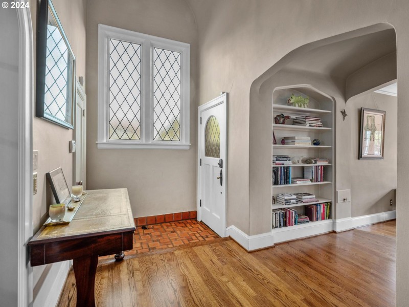 Entrance/Foyer