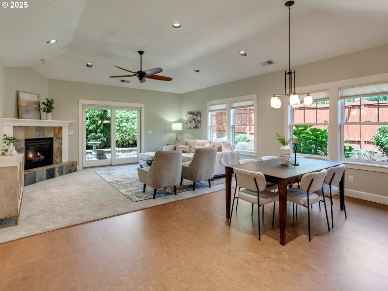 Living Room/Dining Room